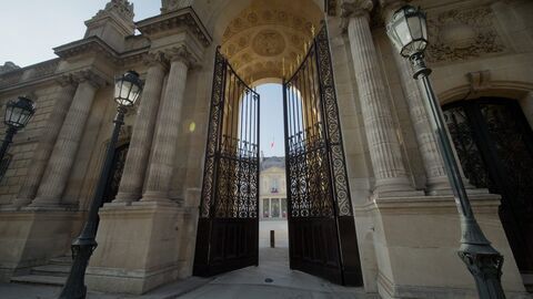 Dissolution, histoire d'un séisme politique